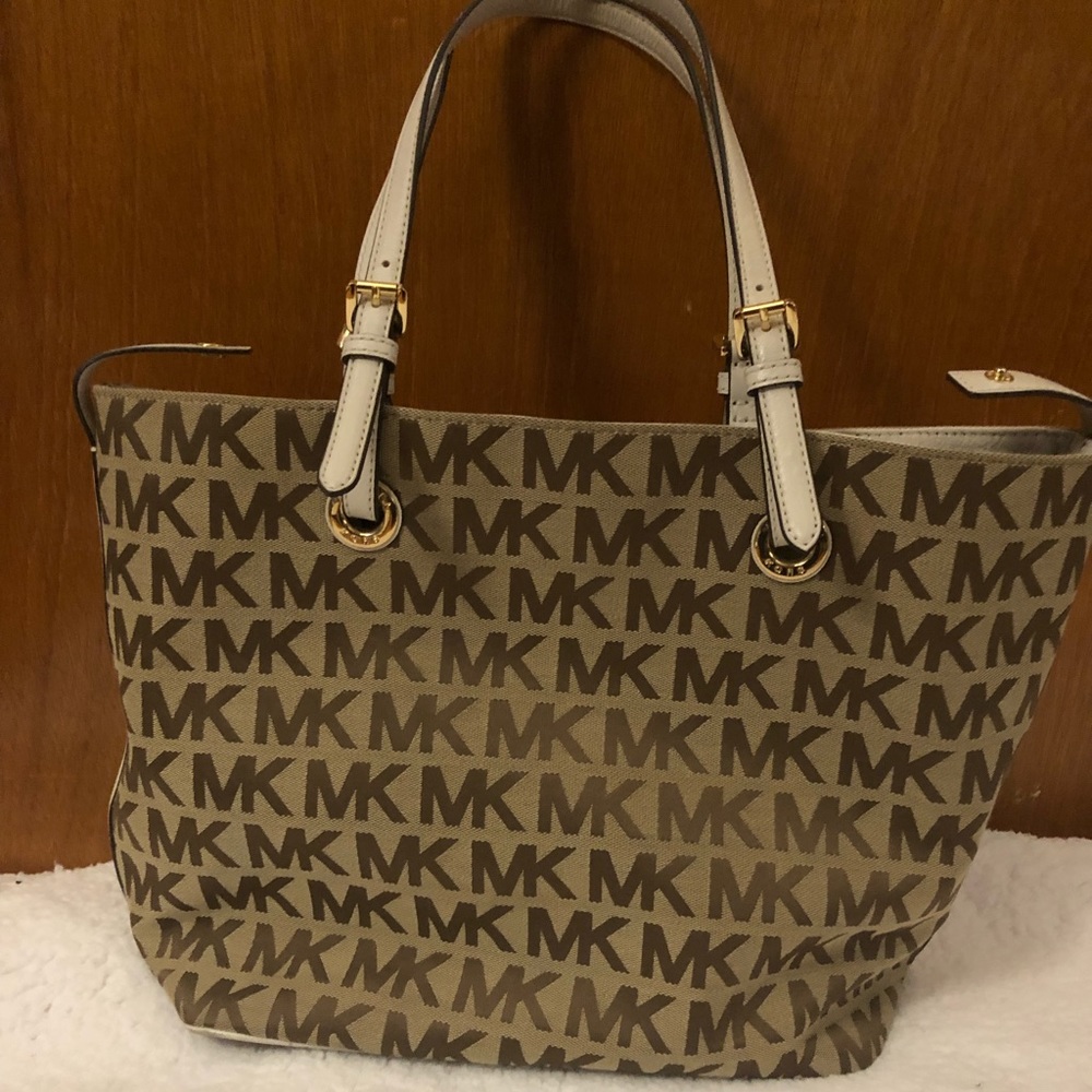 Michael Kors Monogram Large Tote